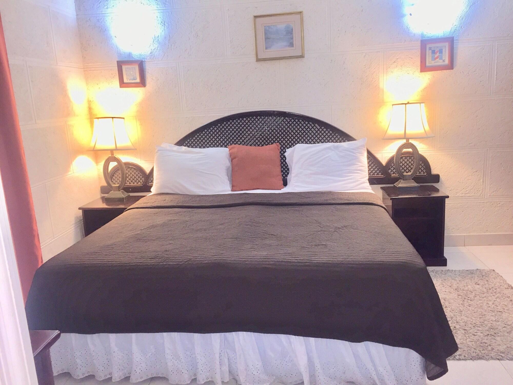 Ocean 15 Hotel Christ Church Esterno foto