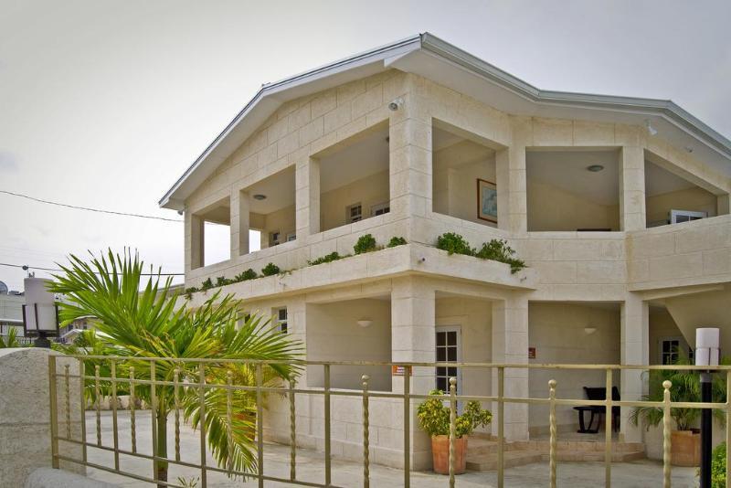 Ocean 15 Hotel Christ Church Esterno foto
